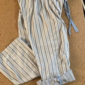 Old Navy Intimates pajama pants. Size M, elastic waist with ties, runs big.